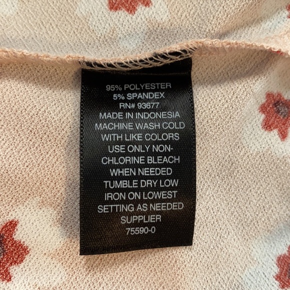 NWT Worthington 3X floral blouse - Picture 7 of 7